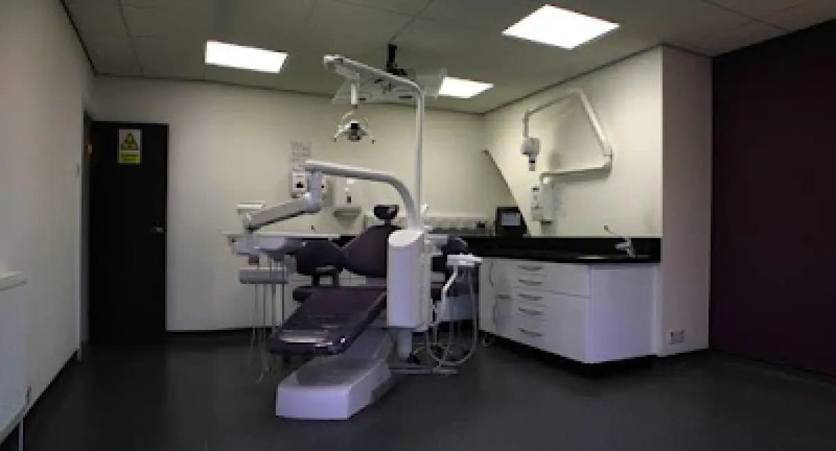 Fiveways Dental Practice - Image 3