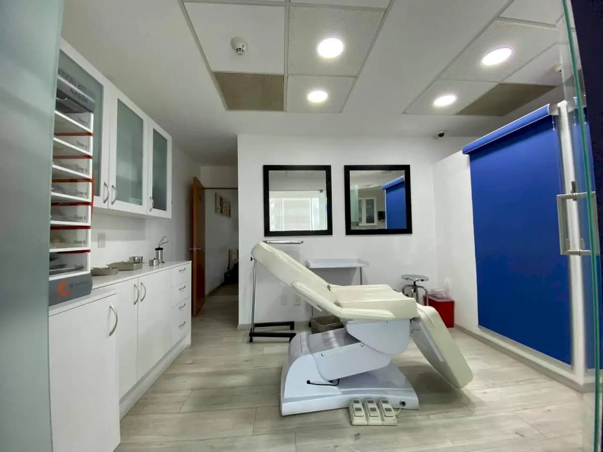 Dr. Marco Polo Plastic Surgery Clinic - Image 4