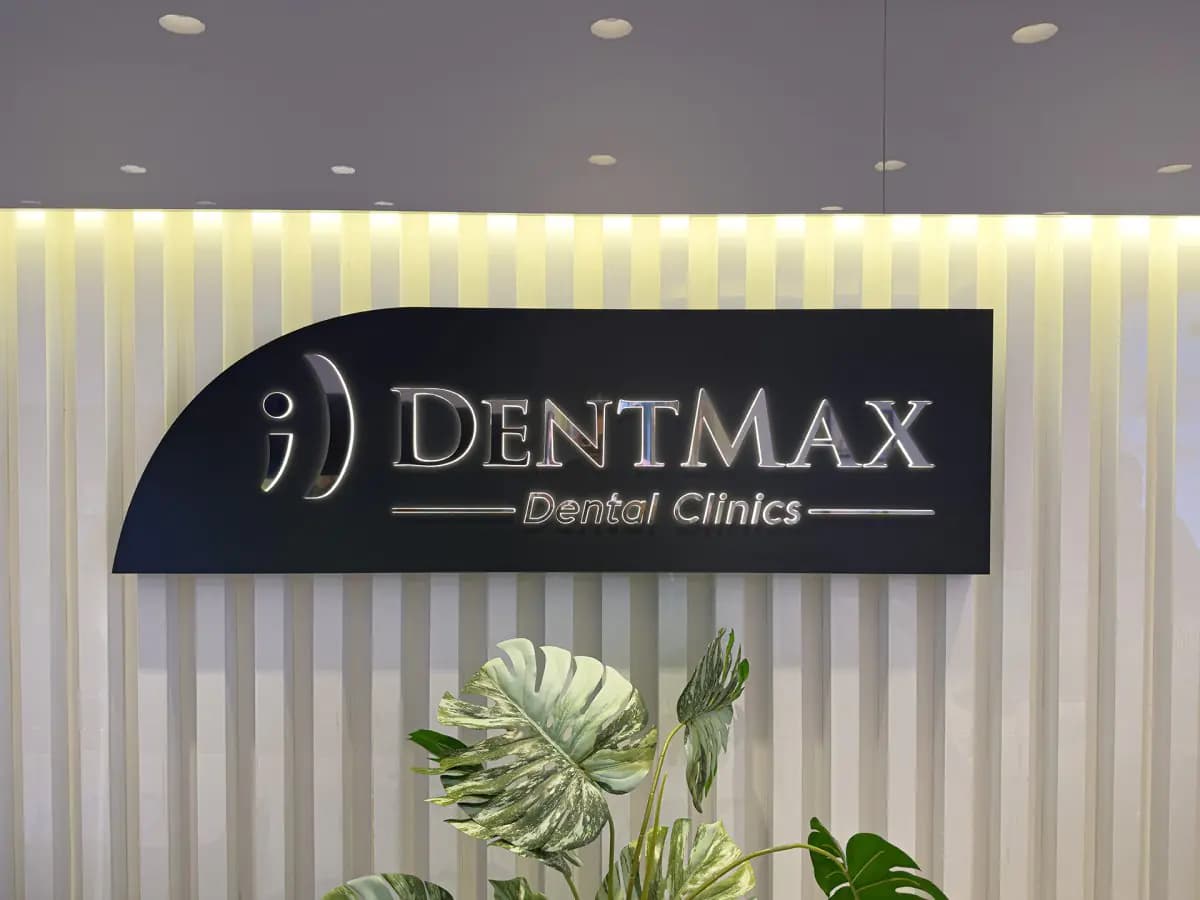 DentMax Dental Clinic - Image 3