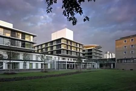 University Hospital Carl Gustav Carus Dresden - Image 3