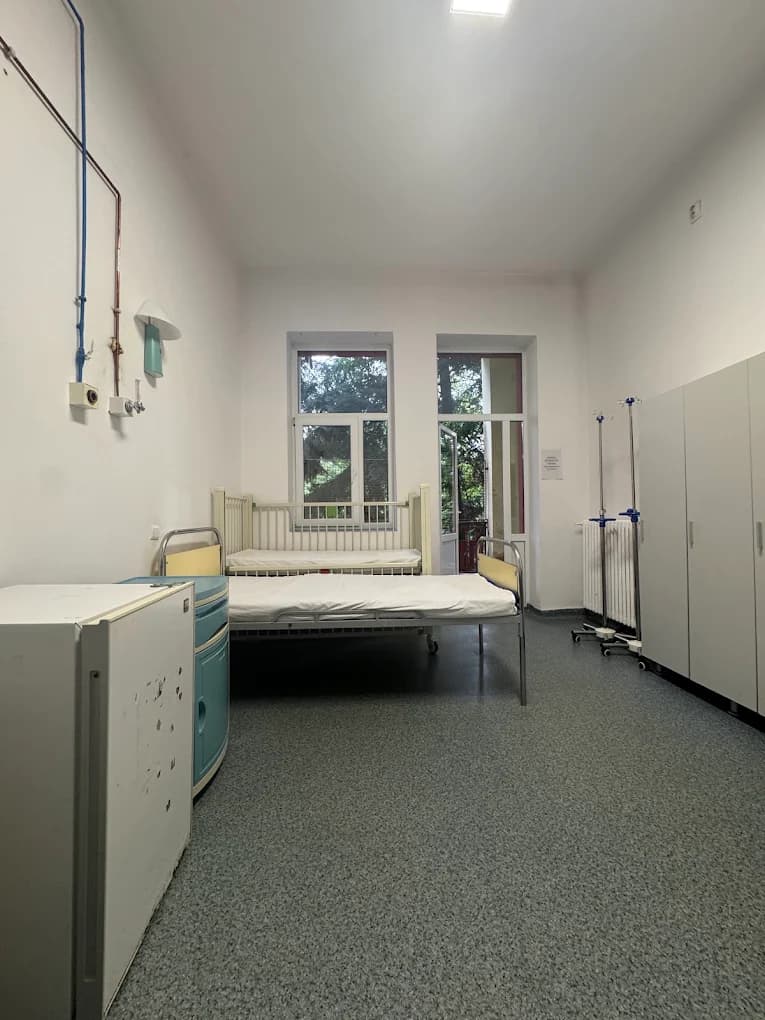 Elias University Hospital - Image 3