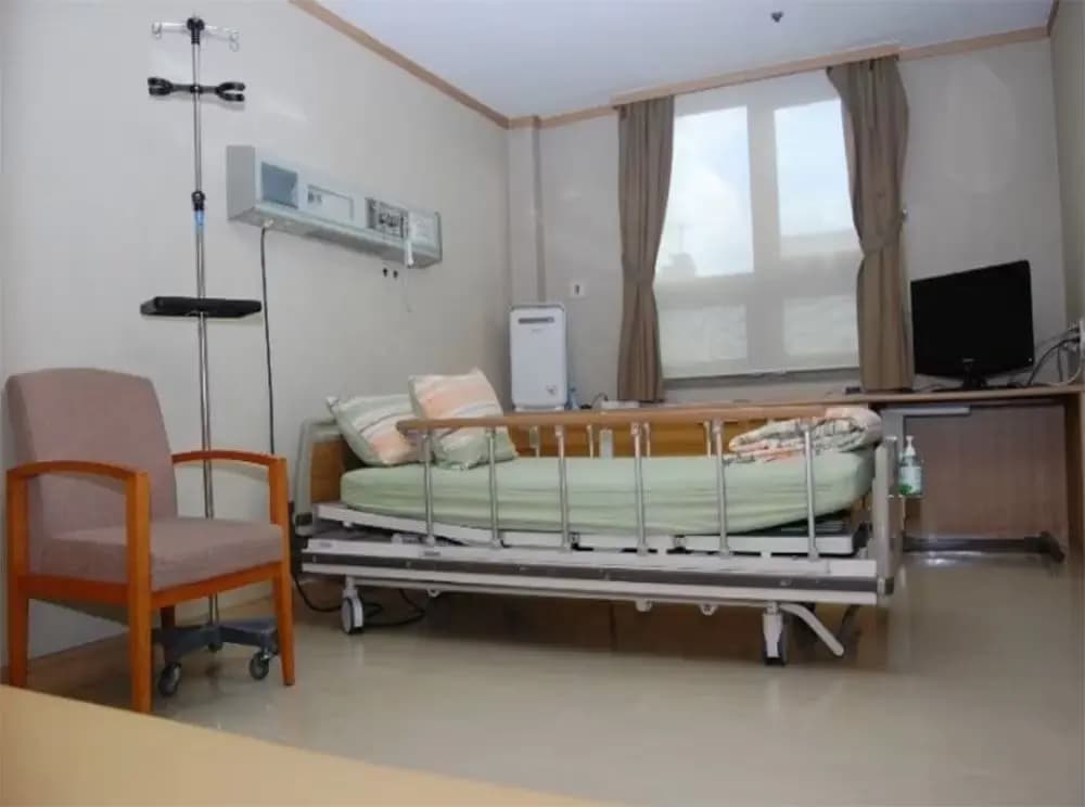 Severance Hospital (Yonsei University, Seoul) - Image 4