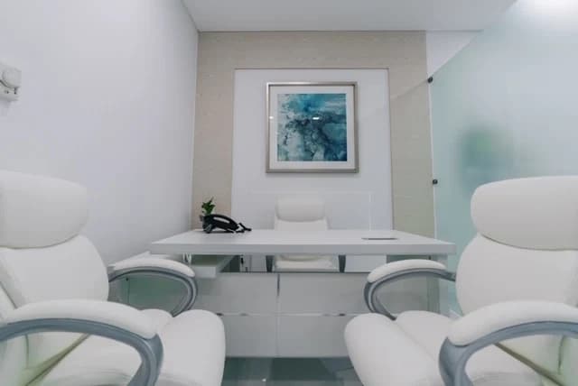 Aura Clinic - Image 3