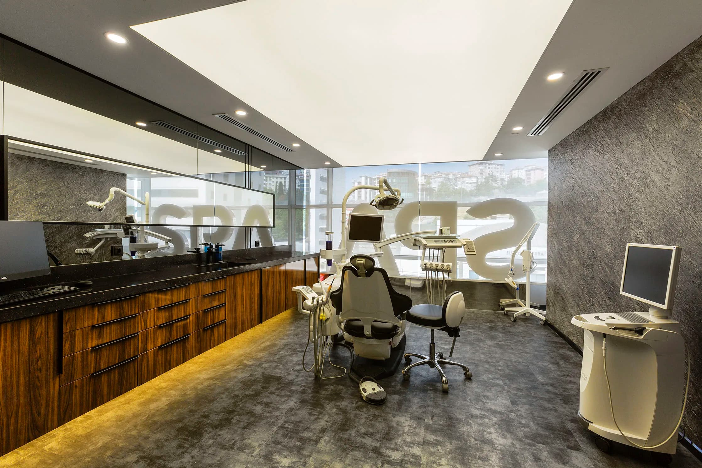 Dent Spa - Image 4