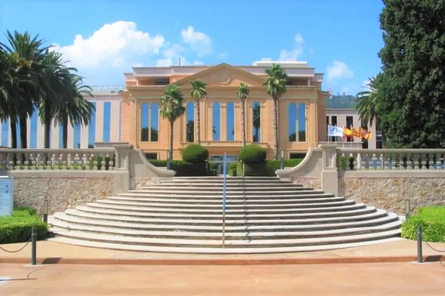 Teknon Medical Center - Image 2