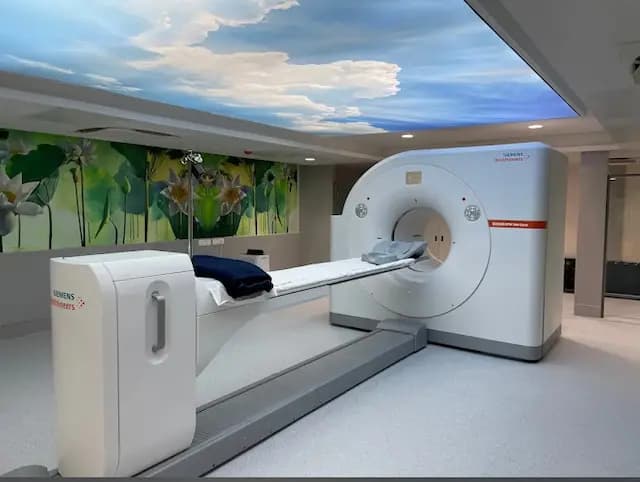 Yashoda Hospitals Hitec City - Image 4