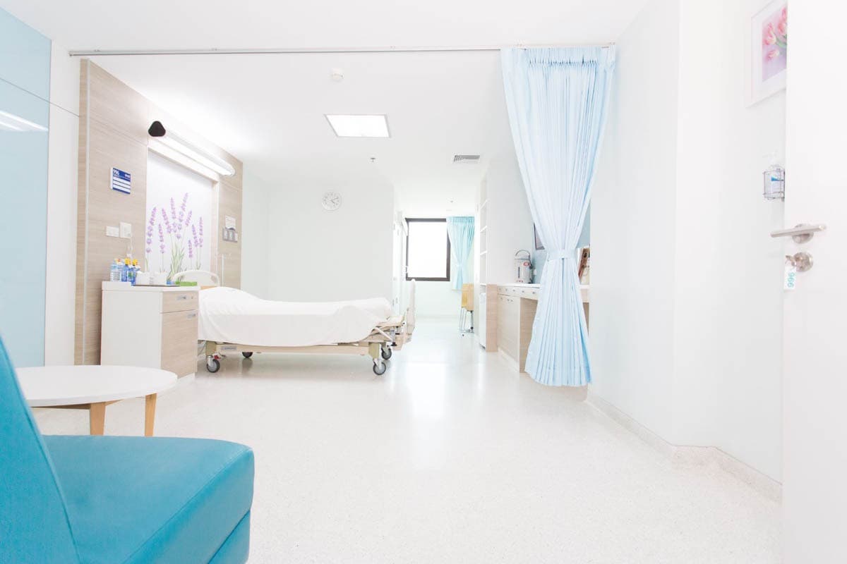 Yanhee International Hospital - Image 3