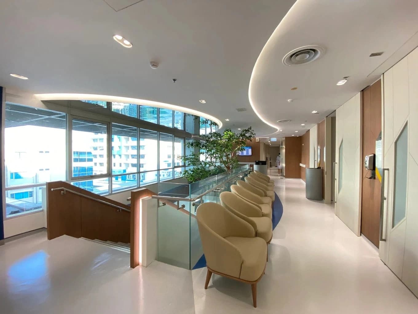 Bangkok Hospital - Image 4