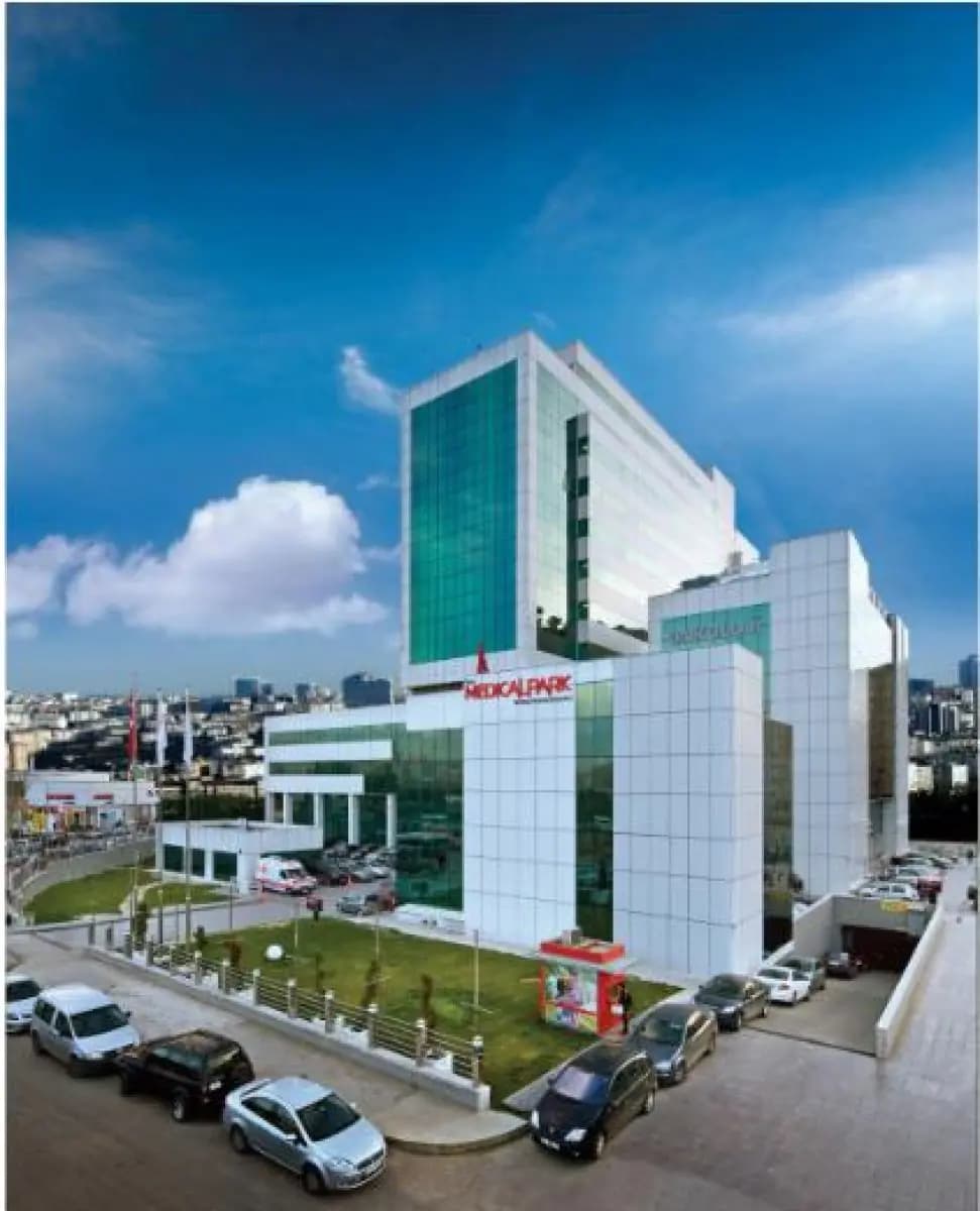 Medical Park Göztepe Hospital Complex - Image 2