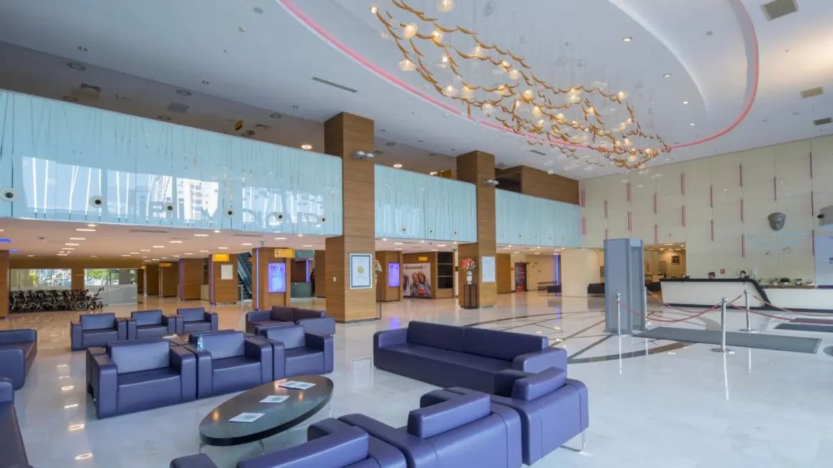 Medicalpoint International Hospital - Image 3